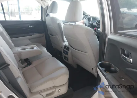 2020 Honda Pilot Awd Touring 8 Passenger z USA, uszkodzony, nr VIN 5FNYF6H96LB000551